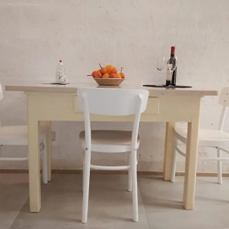 Palazzo Enselmi Apartment
